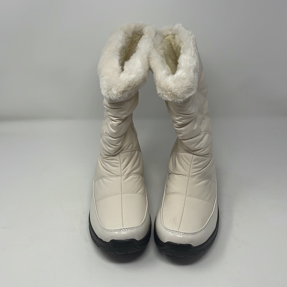 Easy Street Easy Dry Cuddle Waterproof Boots - Picture 2 of 16